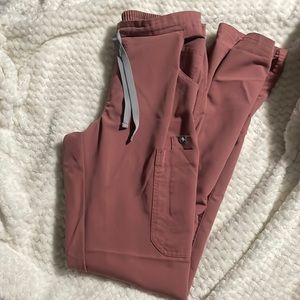 Figs yola mauve scrub bottoms